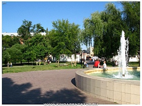 место отдыха для горожан-площадь с фонтаном в Балашихе