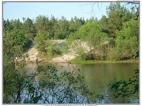 песчаный берег реки Десны у с.Воропаев