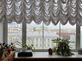 Вид на Кремль из окна Министерства с Тяжелыми шторами