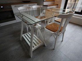 Белый стеклянный стол, Лофт стол, деревянный стол в квартире лофт