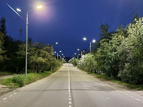 Пустынная улица ночью в городе Никель NKL - 026 - 20230818_233029.jpg