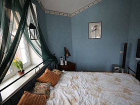 спальня в нежно голубом цвете