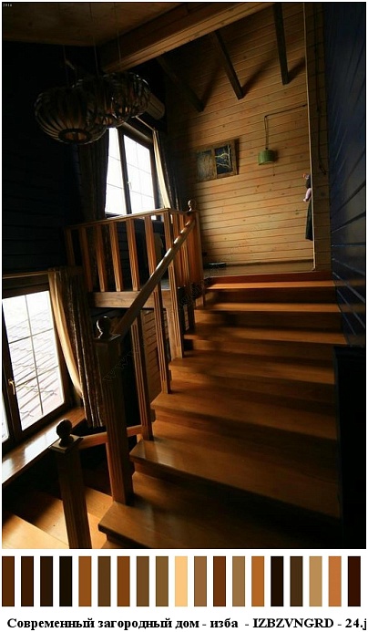 деревянная лестница с перилами, ведущая на мансарду уютного загородного дома дочери художника
