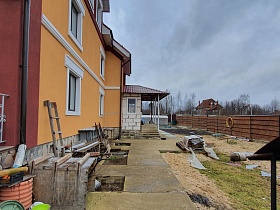 Разноплановый Четырехэтажный на озере в Болшево 20200122 (2).jpg